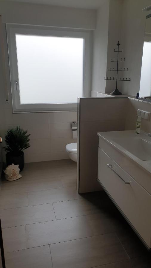 Boardingappartement Windeckblick, Ruhige, Zentrale Lage Mit Grossem Suedbalkon Bühl Eksteriør bilde
