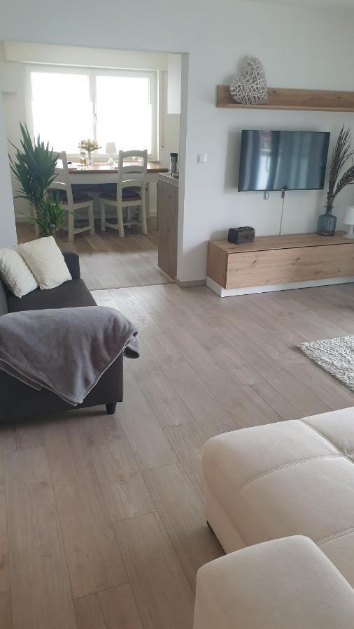 Boardingappartement Windeckblick, Ruhige, Zentrale Lage Mit Grossem Suedbalkon Bühl Eksteriør bilde