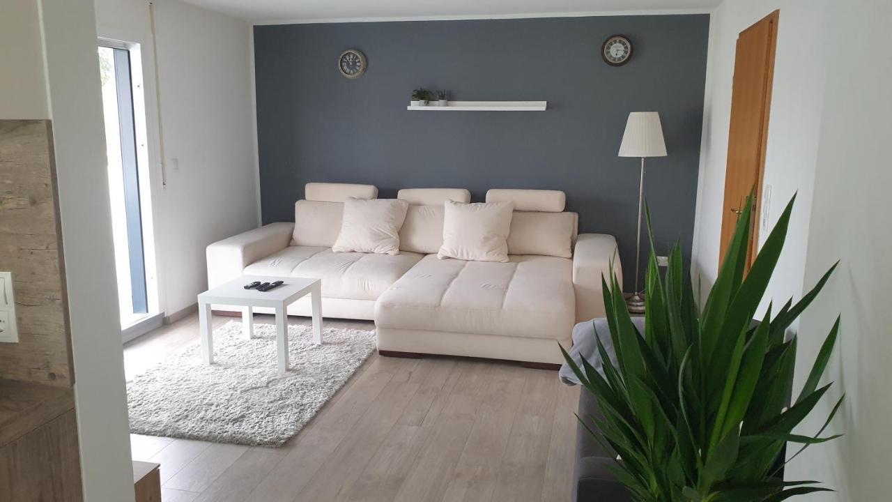 Boardingappartement Windeckblick, Ruhige, Zentrale Lage Mit Grossem Suedbalkon Bühl Eksteriør bilde