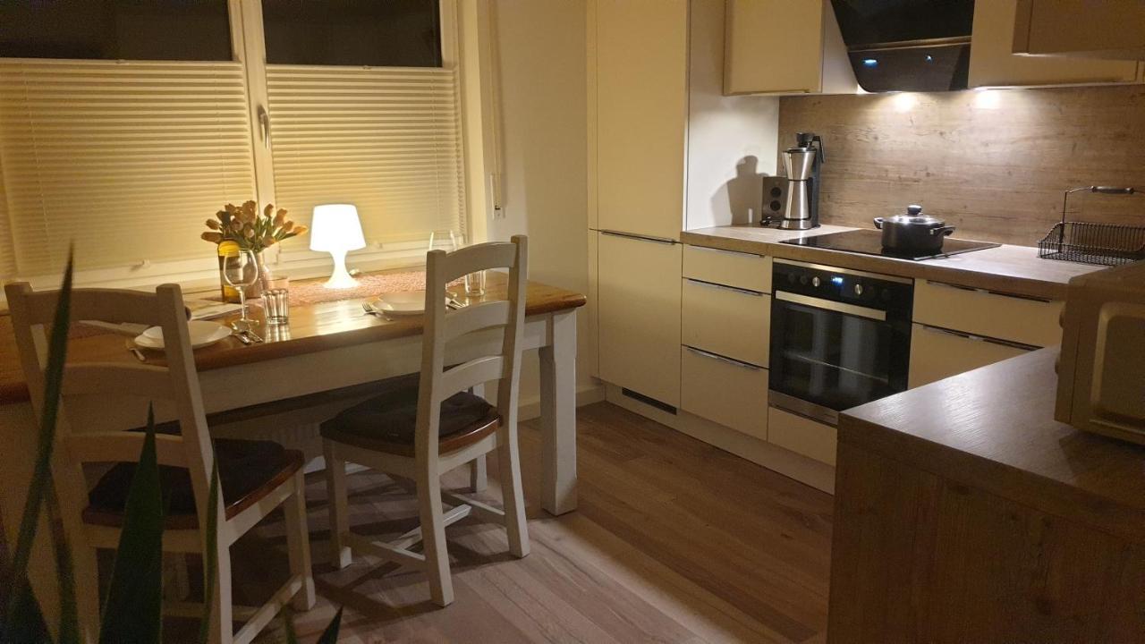 Boardingappartement Windeckblick, Ruhige, Zentrale Lage Mit Grossem Suedbalkon Bühl Eksteriør bilde